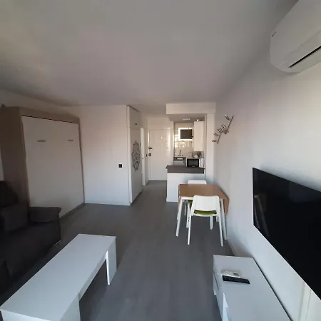 Minerva 414 Apartment *